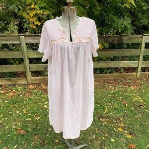 Vintage Simple House Dress nightgown Cottagecore